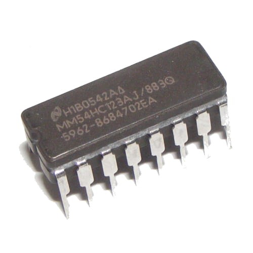 MM54HC123AJ_883.JPG